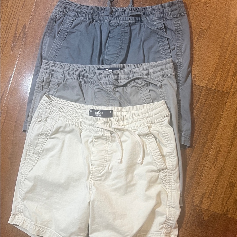 Hollister Men Jogger Shorts-Cream, Gray, Blue, size small. Excellent condition